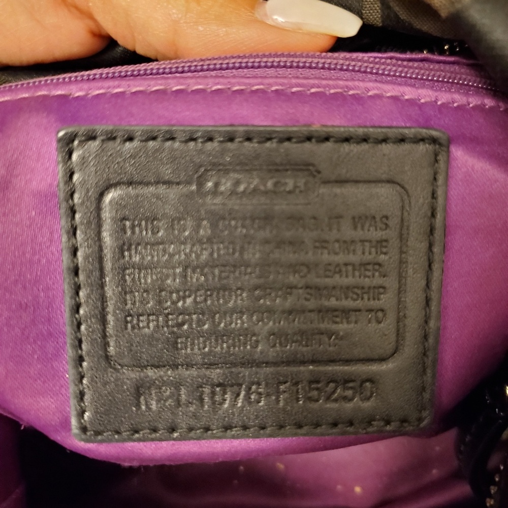 Purse - Picture 2 of 7
